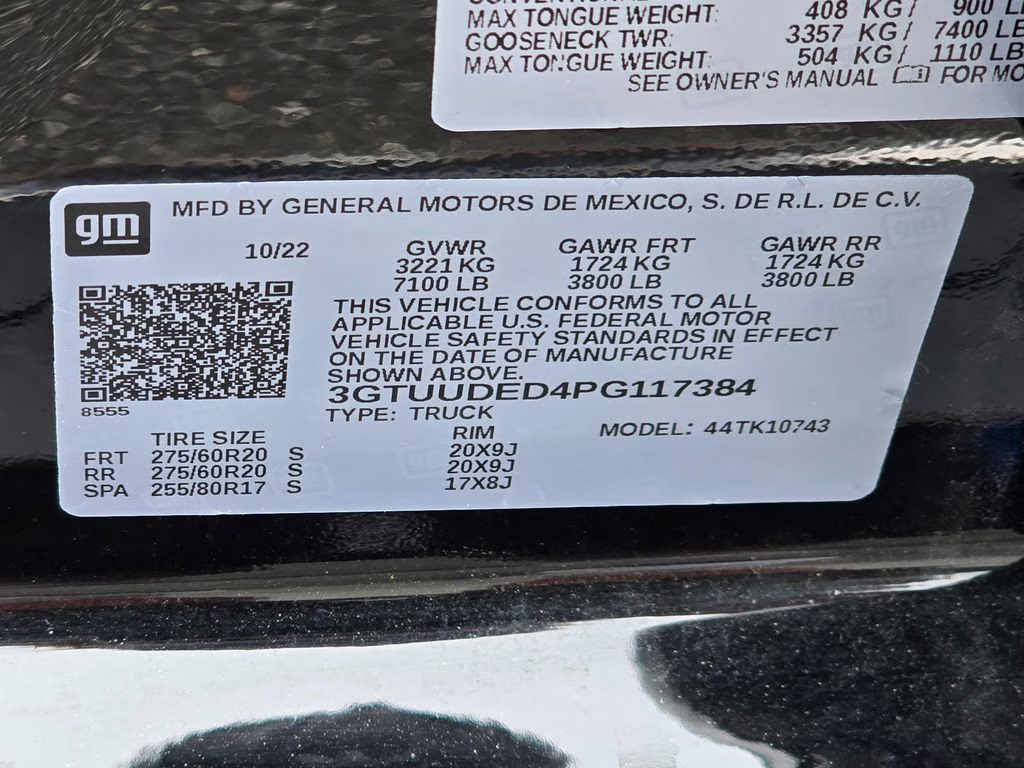 2023 Onyx Black GMC Sierra 1500 SLT 4X4 Truck