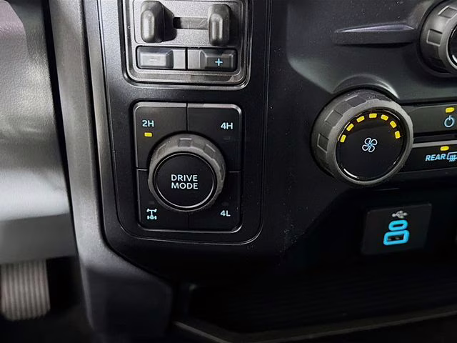 2026 Agate Black Metallic Ford Super Duty F-250 SRW XL 4X4 Truck