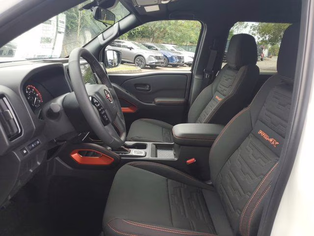 2026 Glacier White Nissan Frontier PRO-4X 4X4 Truck