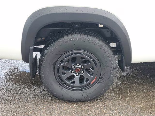 2026 Glacier White Nissan Frontier PRO-4X 4X4 Truck