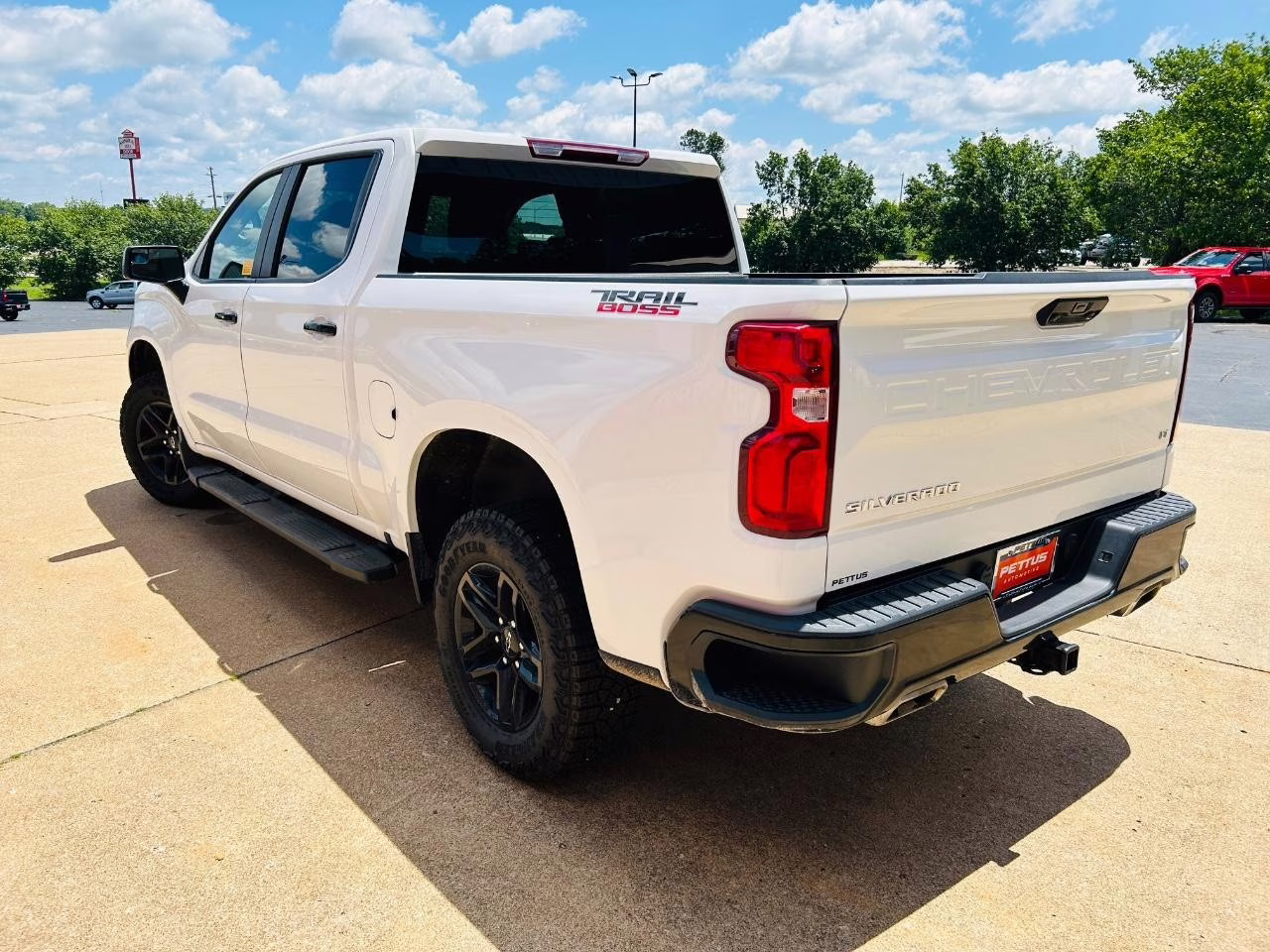2023 Summit White Chevrolet Silverado 1500 LT Trail Boss 4X4 Truck