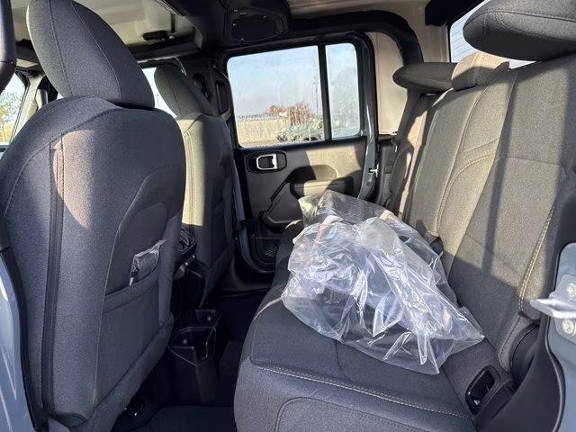 2026 Anvil Clearcoat Jeep Gladiator Sport S 4X4 Truck