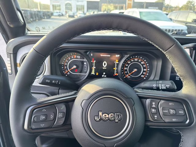 2026 Anvil Clearcoat Jeep Gladiator Sport S 4X4 Truck