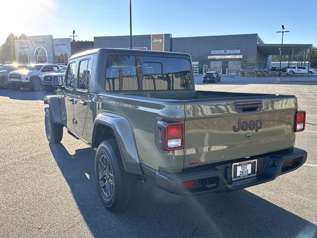 2026 41 Jeep Gladiator Sport S 4X4 Truck