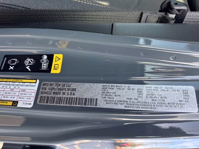 2026 Anvil Clearcoat Jeep Gladiator Sport S 4X4 Truck