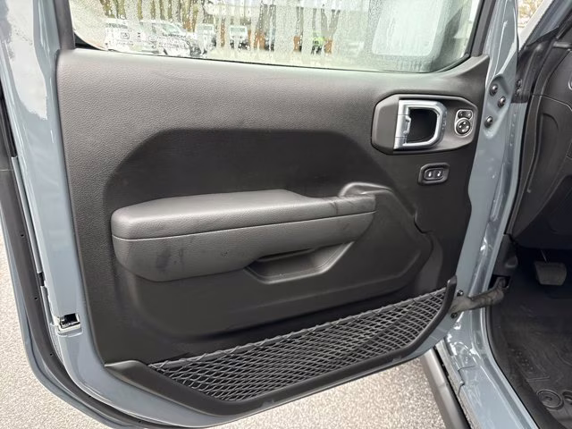 2026 Anvil Clearcoat Jeep Gladiator Willys 4X4 Truck