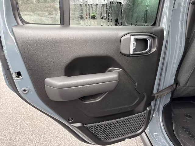 2026 Anvil Clearcoat Jeep Gladiator Willys 4X4 Truck