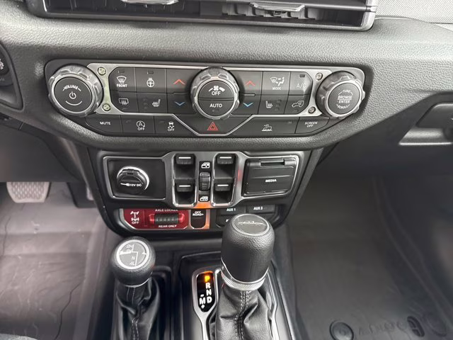 2026 Anvil Clearcoat Jeep Gladiator Willys 4X4 Truck