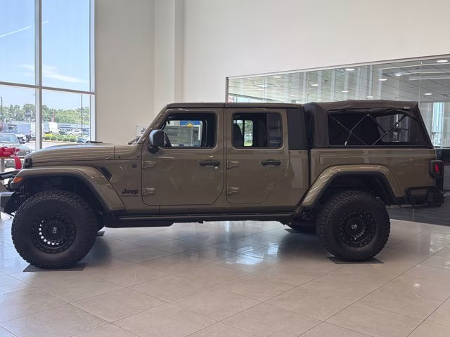 2026 41 Jeep Gladiator Sport S 4X4 Truck
