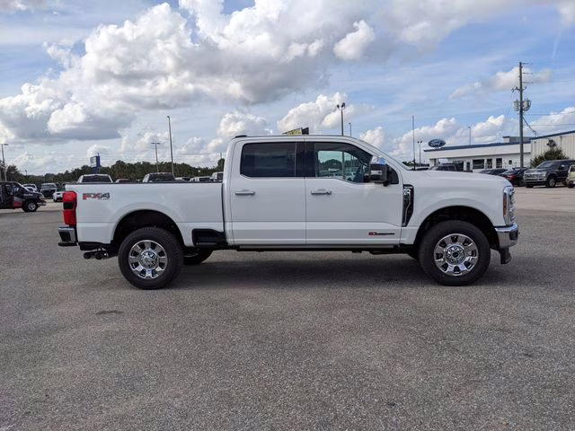 2026 Star White Metallic Tri-Coat Ford Super Duty F-350 SRW King Ranch 4X4 Truck