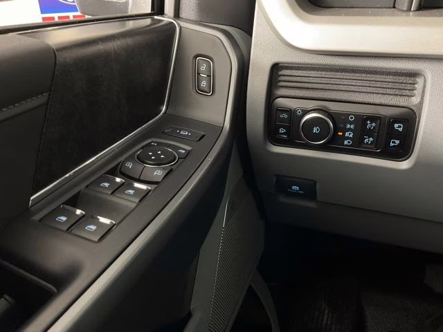 2026 Black Metallic Ford Super Duty F-250 SRW XLT 4X4 Truck