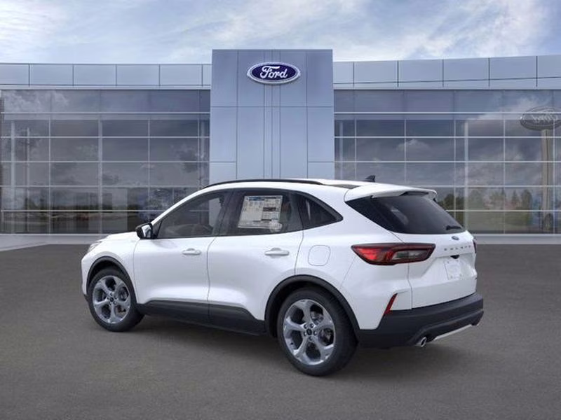 2025 Space Silver Metallic Ford Escape ST-Line FWD SUV
