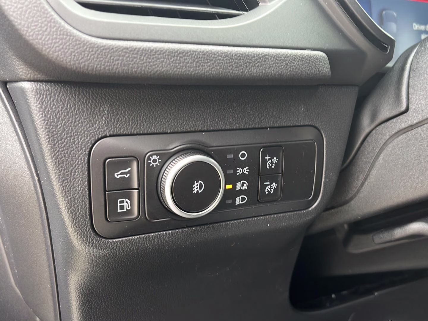 2026 Space Silver Ford Escape Hybrid ST-Line Select AWD SUV