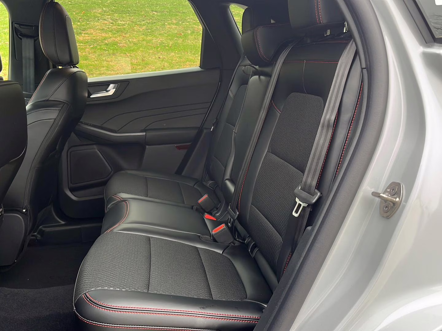 2026 Space Silver Ford Escape Hybrid ST-Line Select AWD SUV