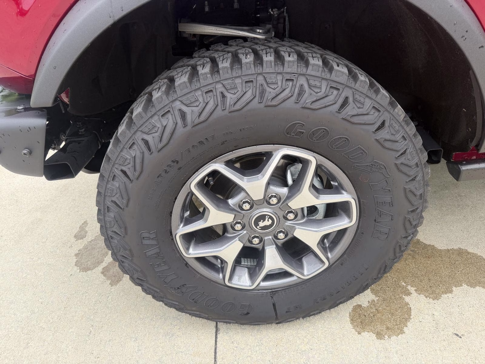 2025 Ruby Red Metallic Tinted Clearcoat Ford Bronco Badlands 4X4 SUV