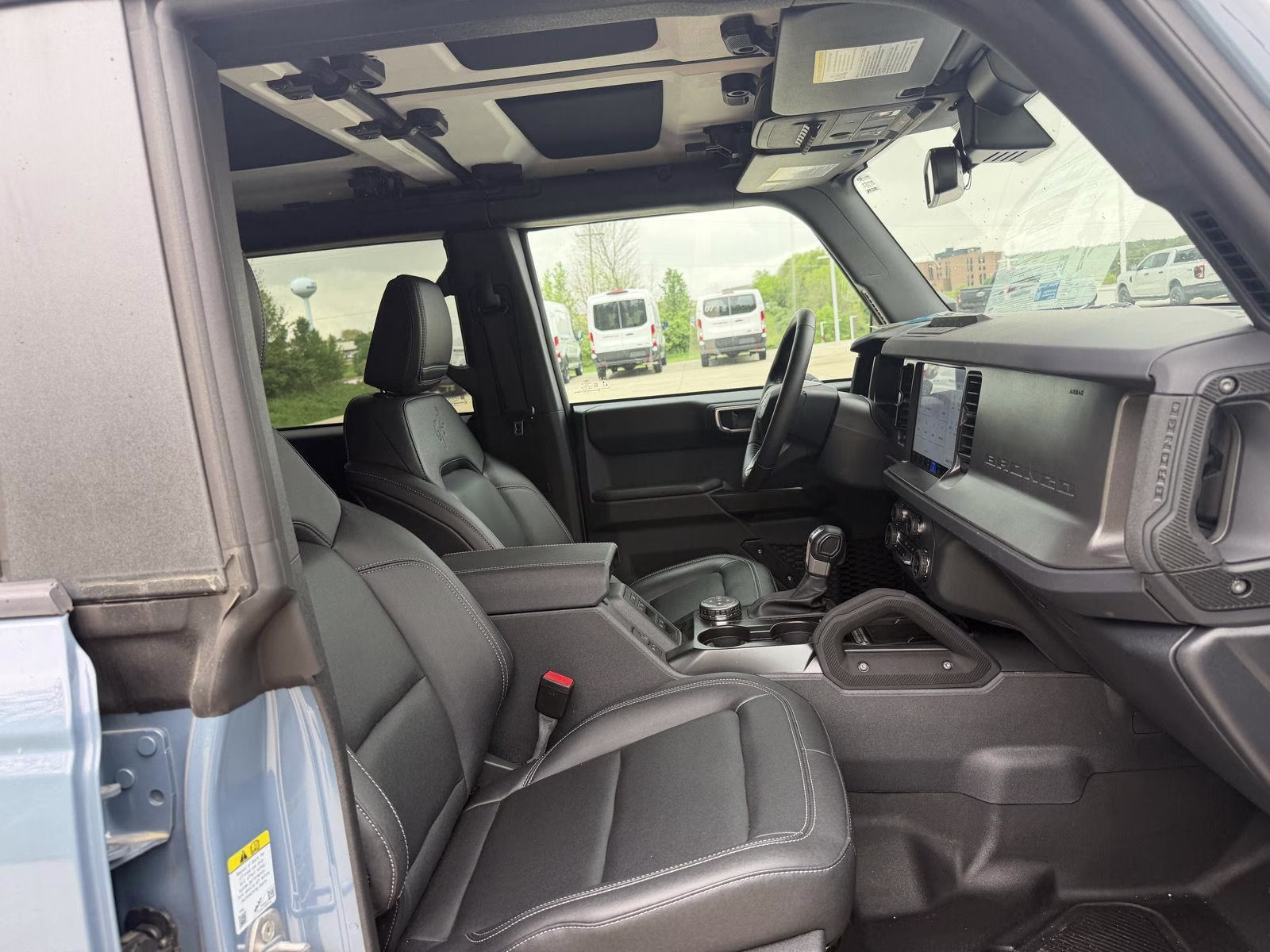 2025 Azure Gray Metallic Tri-Coat Ford Bronco Badlands 4X4 SUV