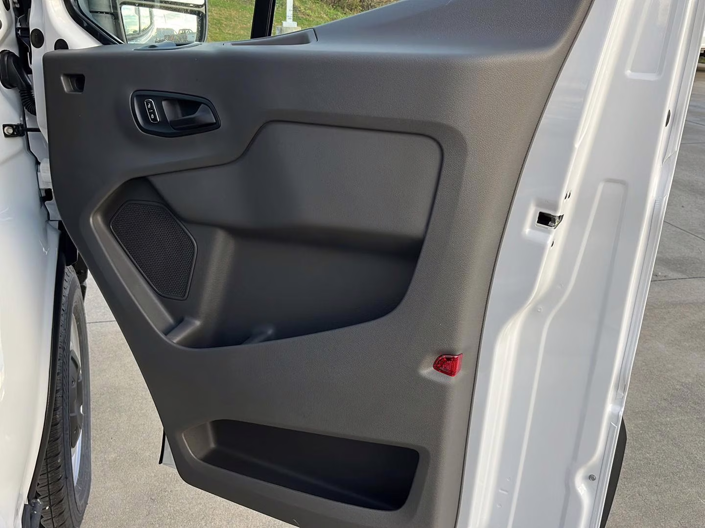 2026 Oxford White Ford Transit Cargo Van MED. ROOF, RWD RWD Van