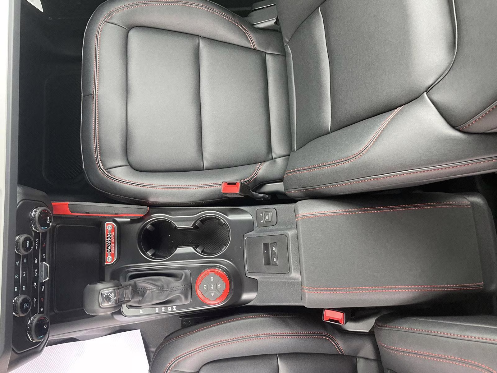 2025 Oxford White Ford Bronco Stroppe Edition 4X4 SUV