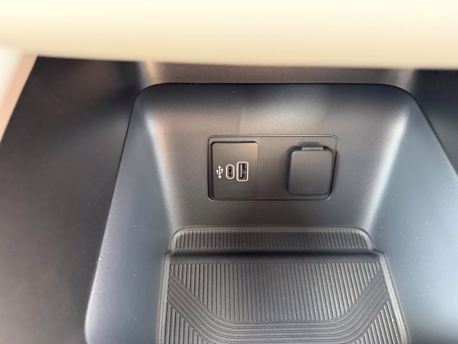 2026 Vapor Blue Ford Explorer Active 4X4 SUV