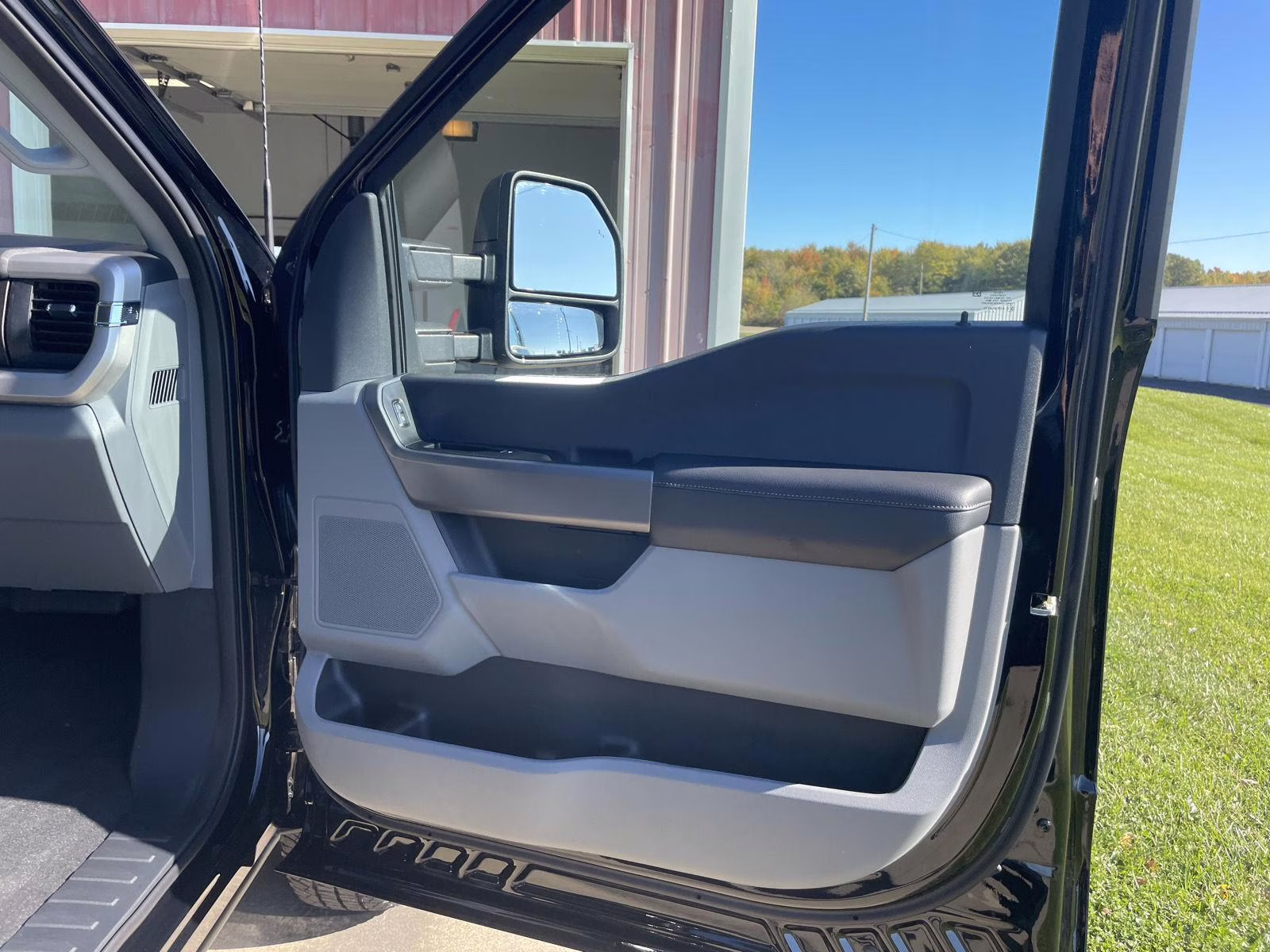 2026 Agate Black Ford Super Duty F-350 DRW XLT 4X4 Truck