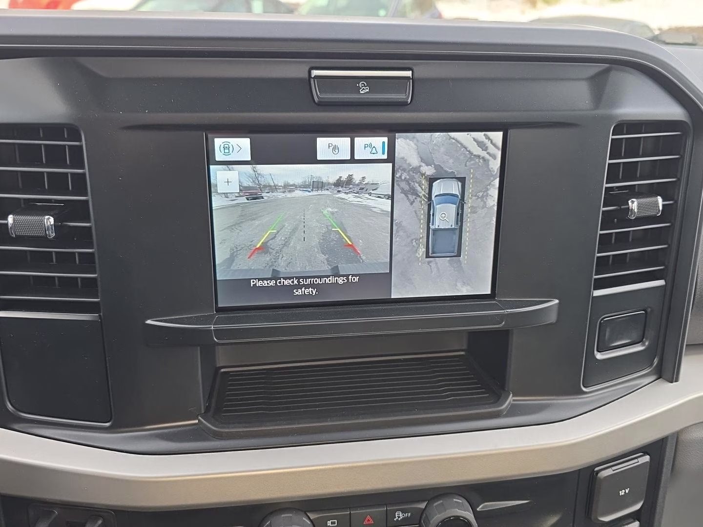 2025 Avalanche Gray Ford Super Duty F-250 SRW XLT 4X4 Truck