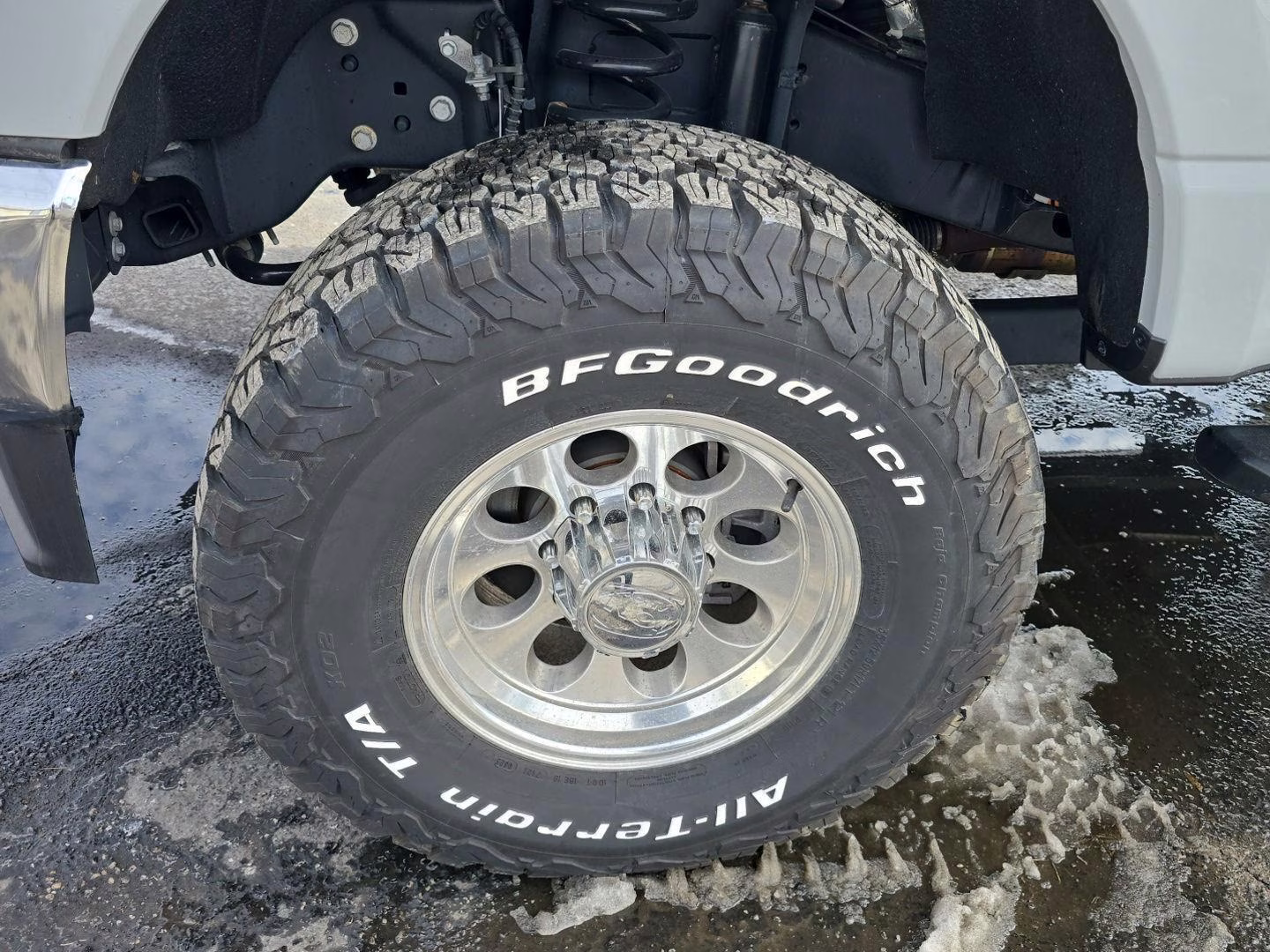 2025 Avalanche Gray Ford Super Duty F-250 SRW XLT 4X4 Truck