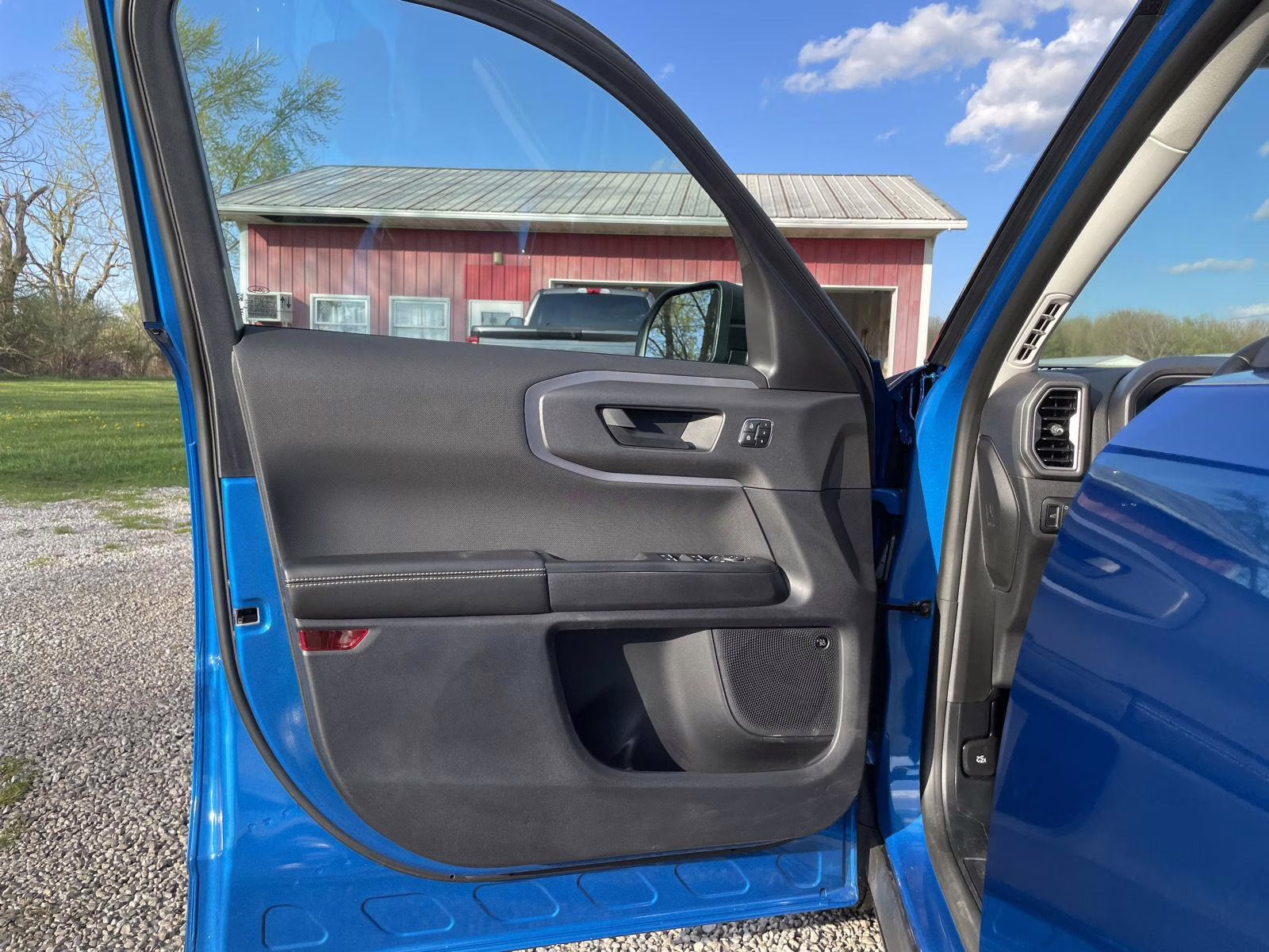 2025 Velocity Blue Ford Bronco Sport Outer Banks 4X4 SUV