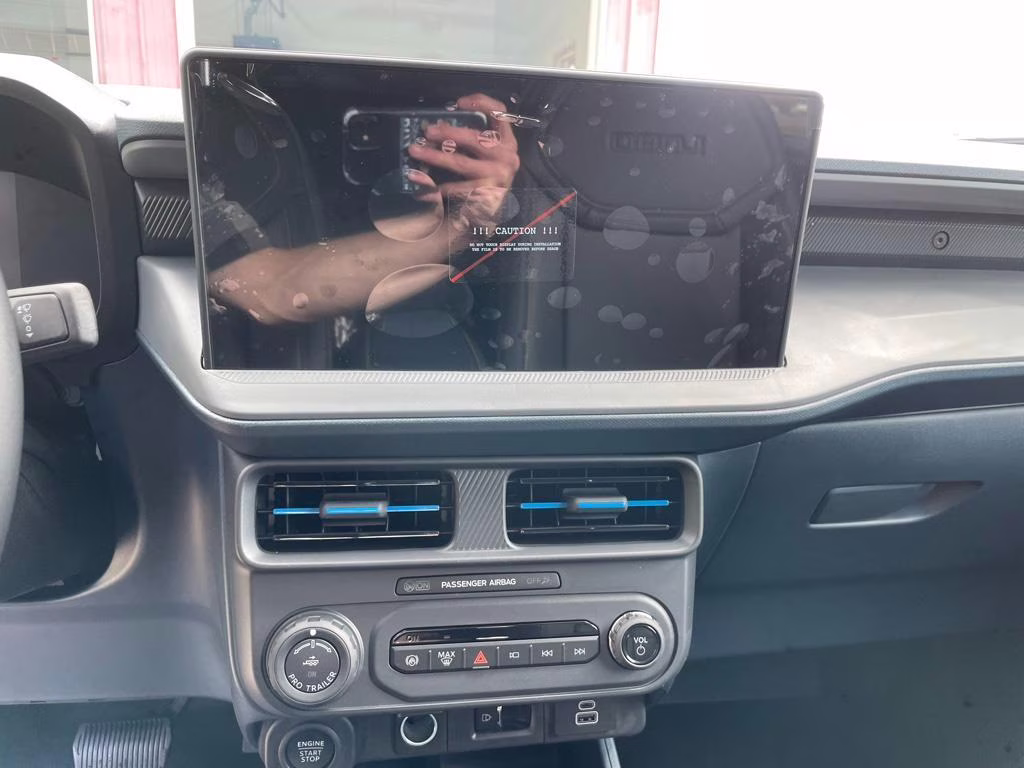 2025 Oxford White Ford Maverick Lobo AWD Truck