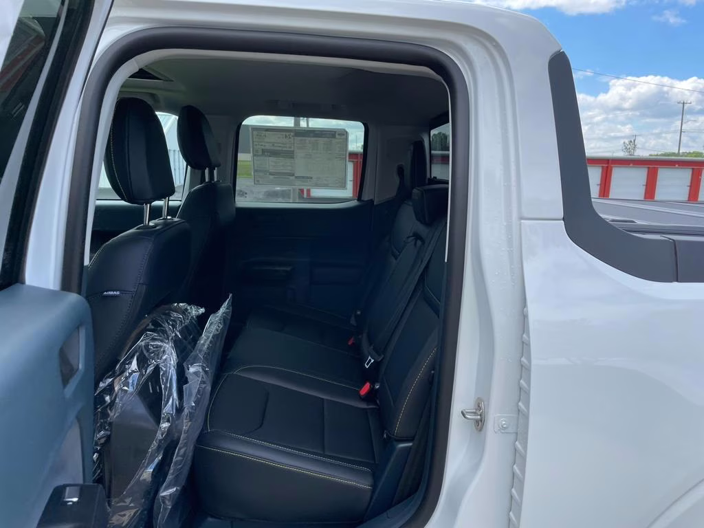 2025 Oxford White Ford Maverick Lobo AWD Truck