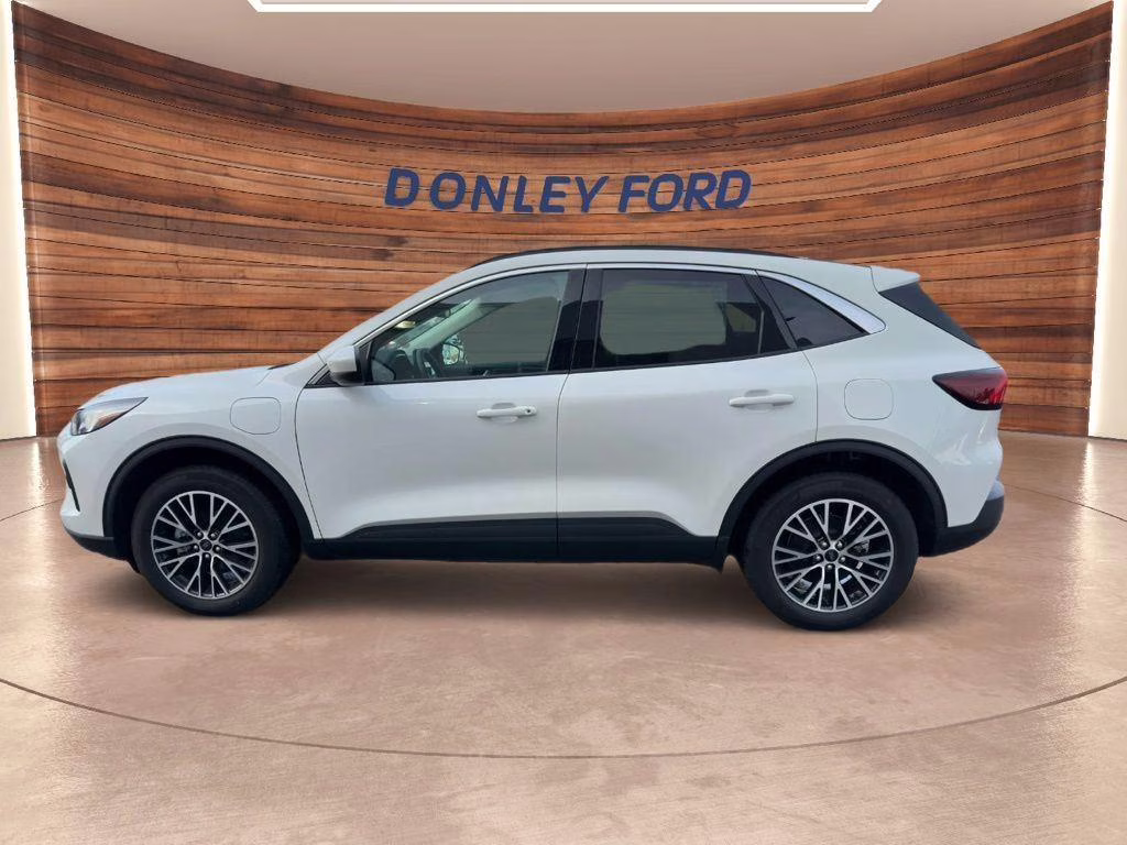 2024 Star White Metallic Tri-Coat Ford Escape FWD FWD Crossover