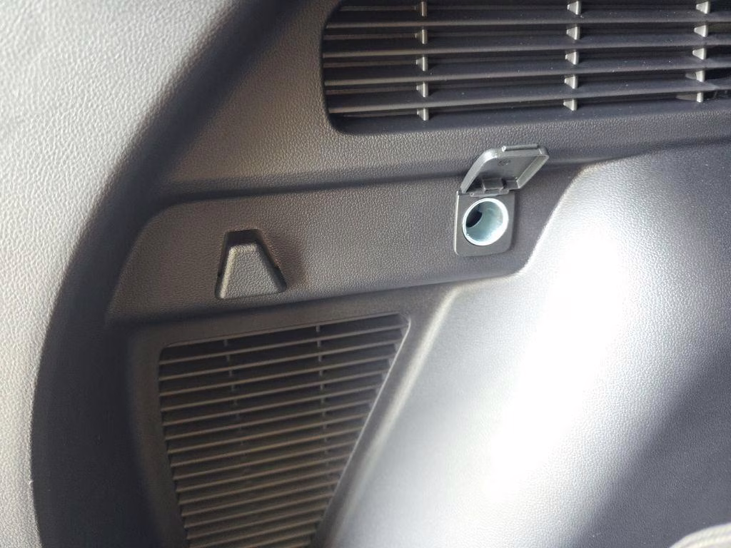 2024 Star White Metallic Tri-Coat Ford Escape FWD FWD Crossover