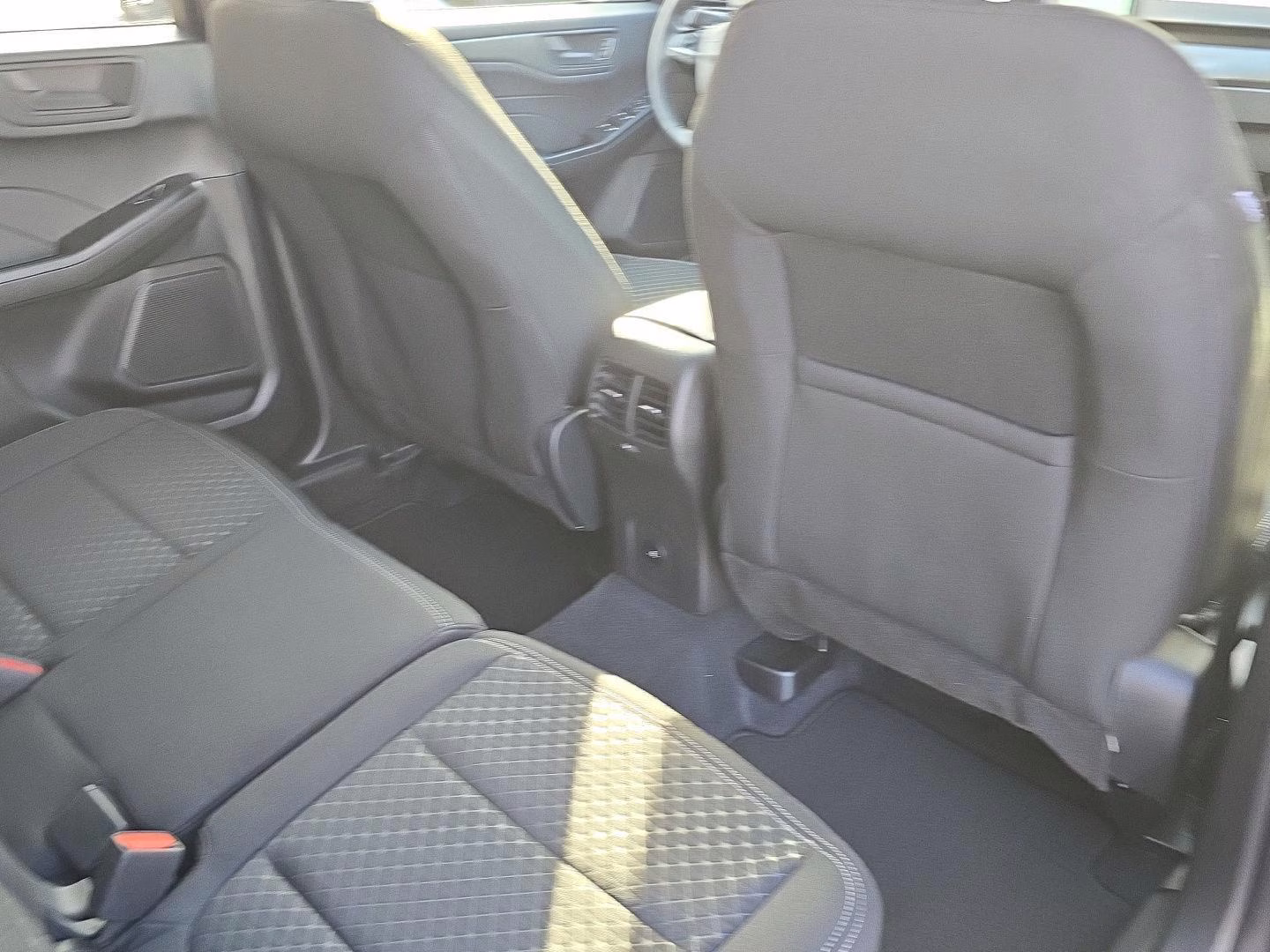 2026 Rapid Red Metallic Tinted Clearcoat Ford Escape Active FWD SUV