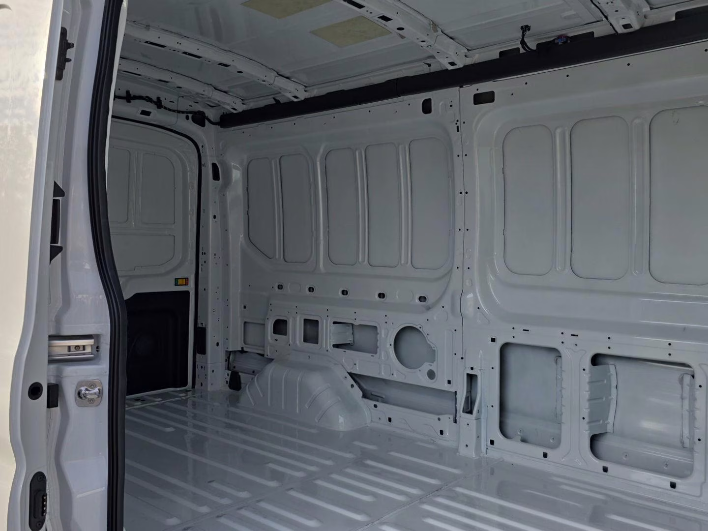 2026 Oxford White Ford Transit Cargo Van T250, MEDIUM ROOF, REAR WHEEL DRIVE RWD Van