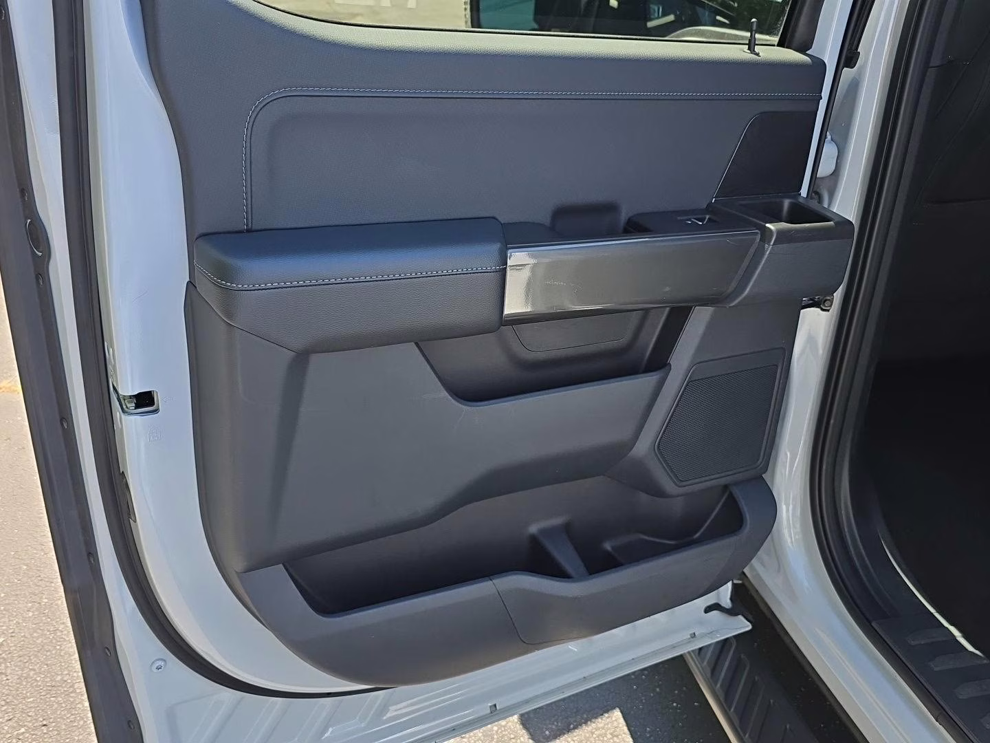 2022 Space White Ford F-150 XLT 4X4 Truck