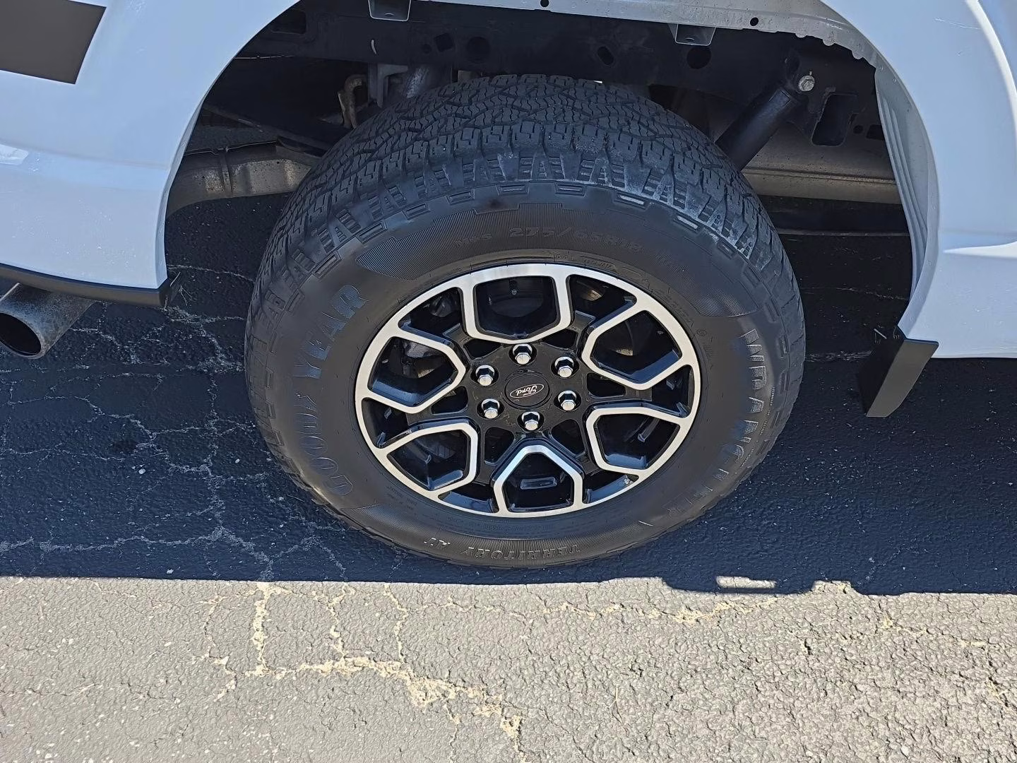 2022 Space White Ford F-150 XLT 4X4 Truck