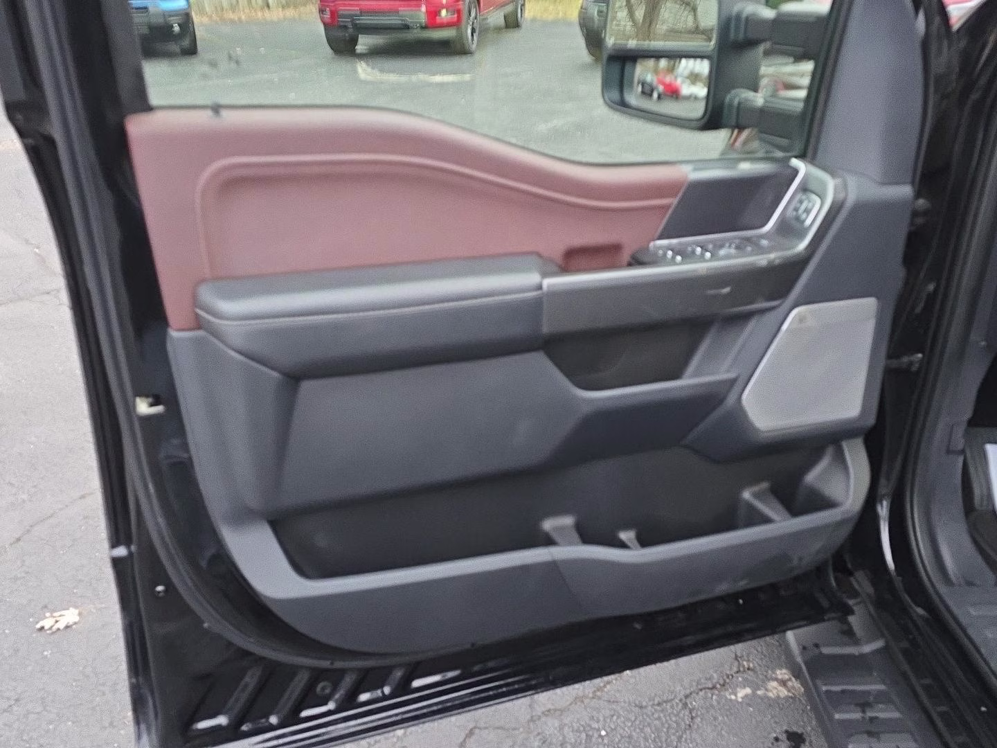 2023 Agate Black Ford F-150 LARIAT 4X4 Truck