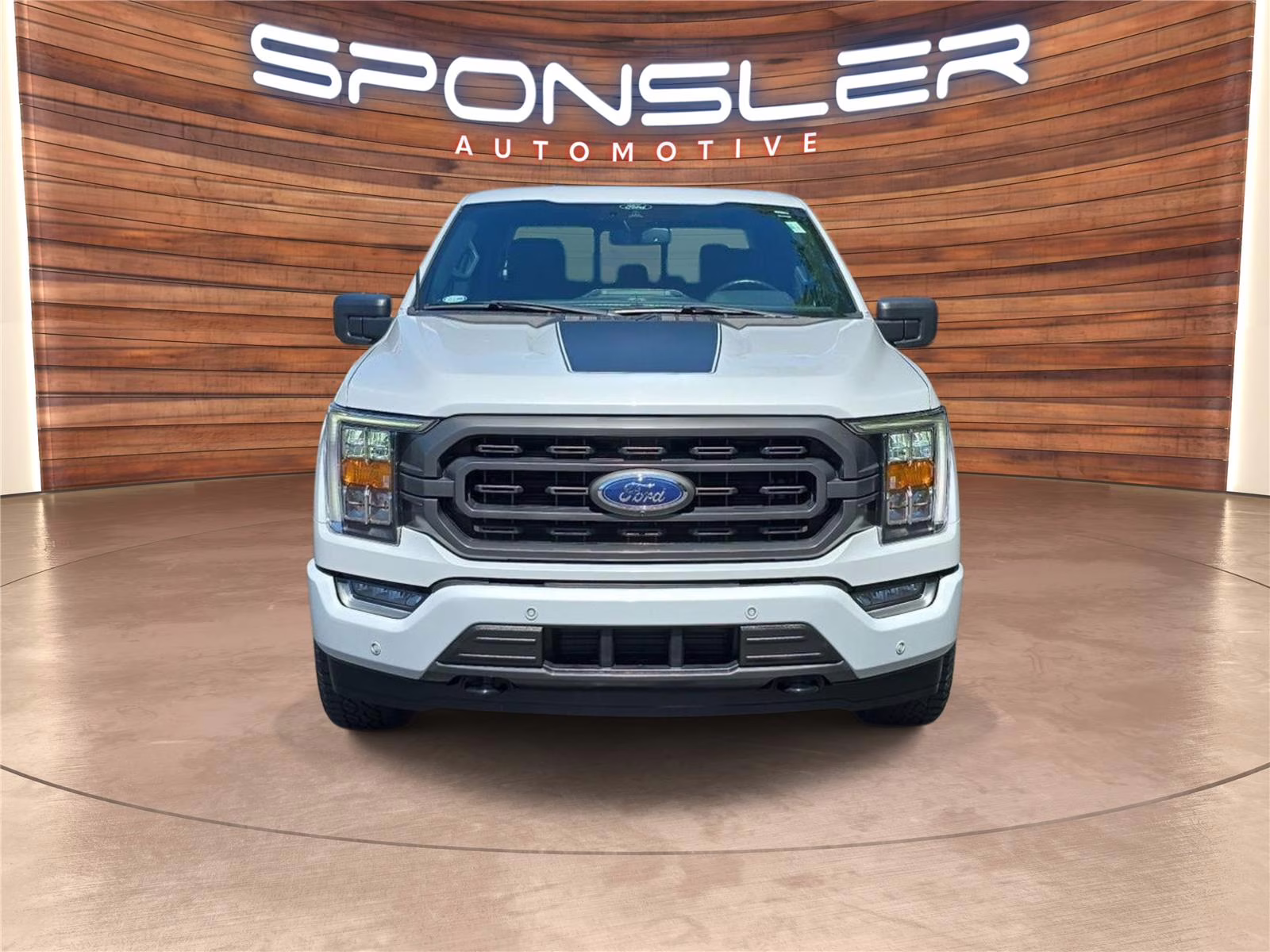 2022 Space White Ford F-150 XLT 4X4 Truck