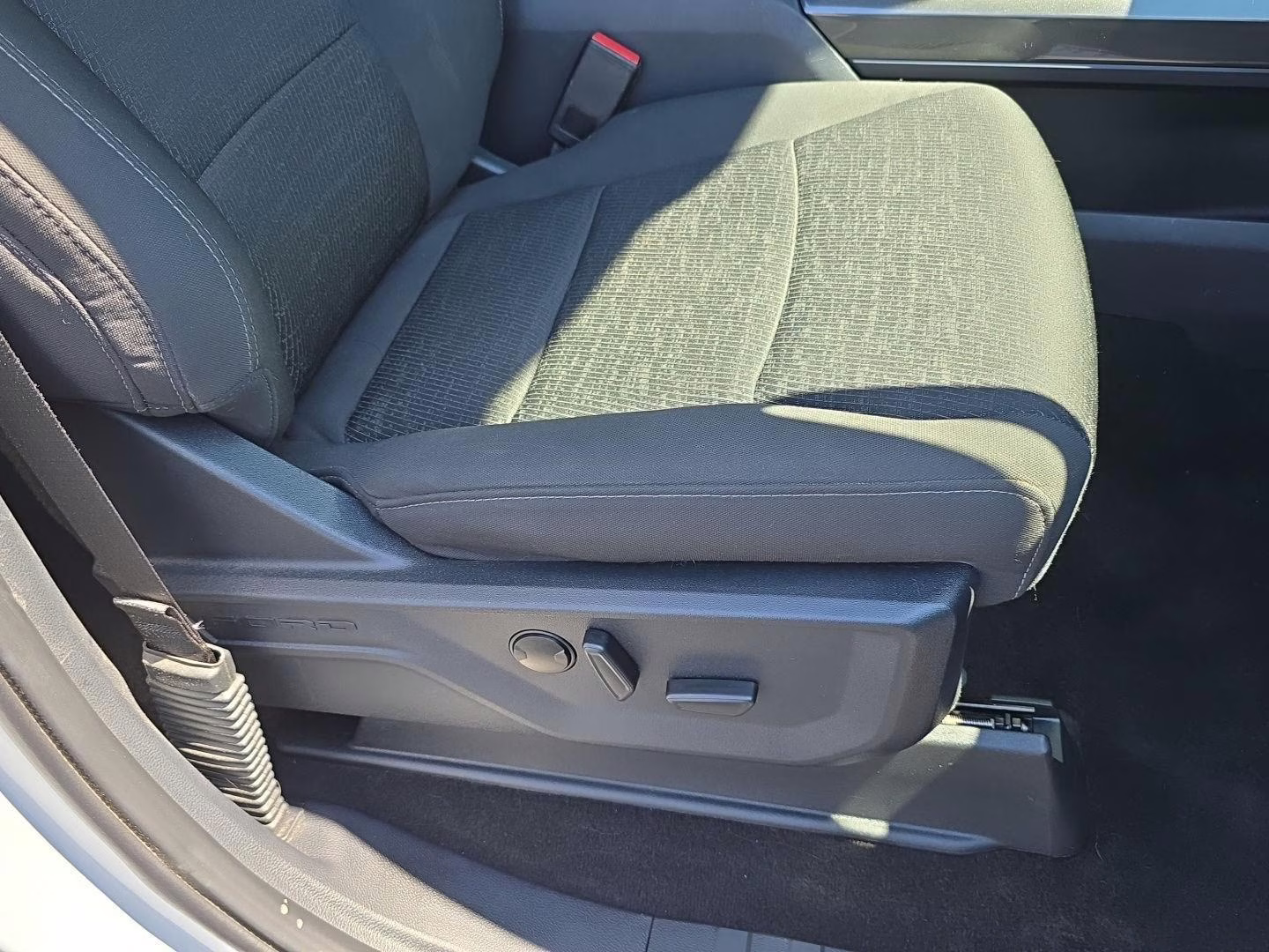 2022 Space White Ford F-150 XLT 4X4 Truck