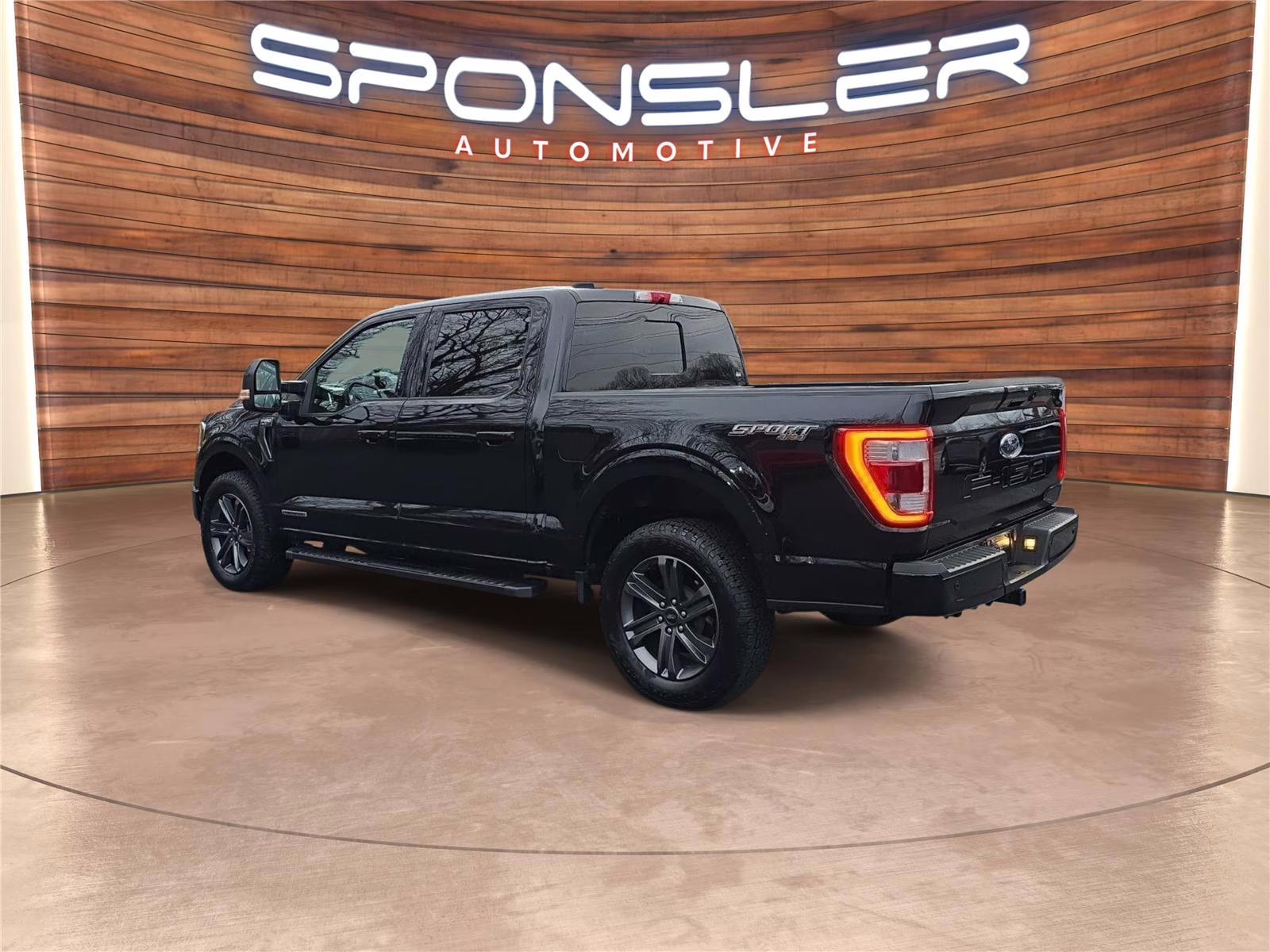 2023 Agate Black Ford F-150 LARIAT 4X4 Truck