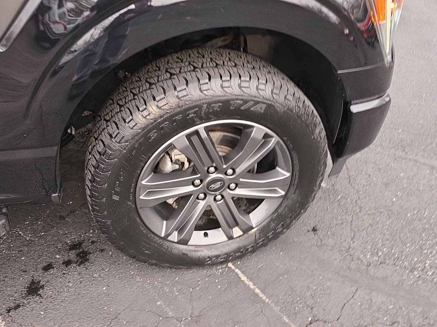 2023 Agate Black Ford F-150 LARIAT 4X4 Truck