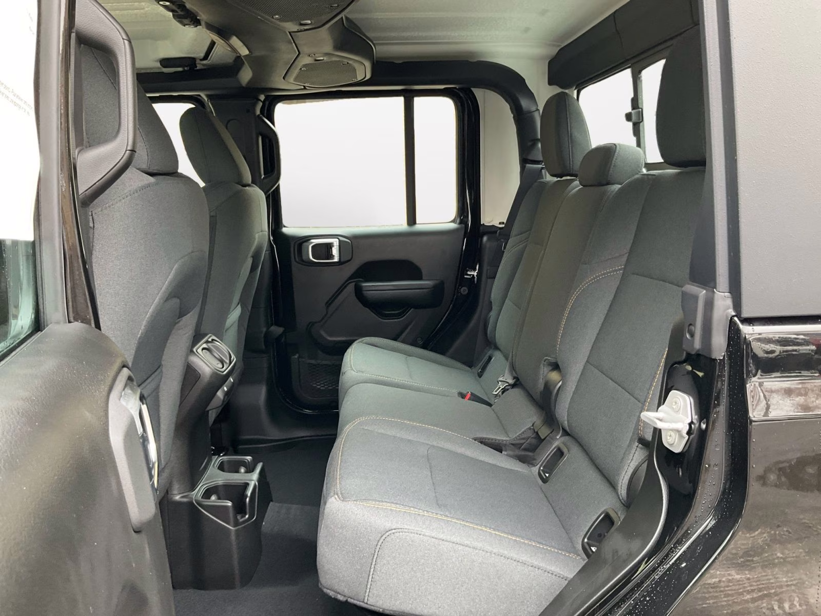 2026 Black Clearcoat Jeep Gladiator Sport 4X4 Truck