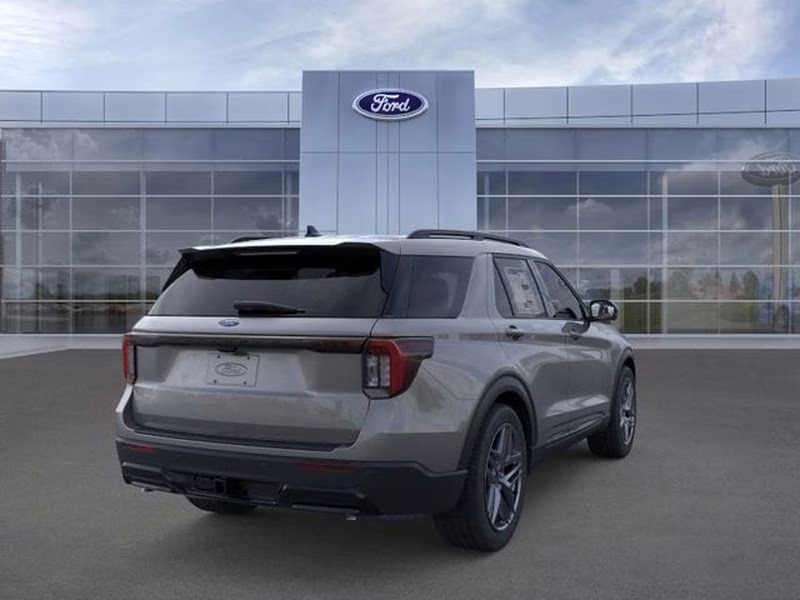2026 Carbonized Gray Metallic Ford Explorer ST-Line RWD SUV