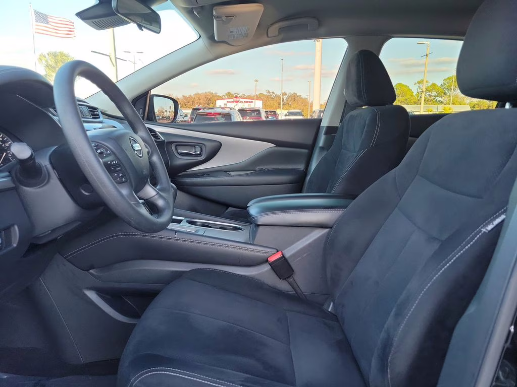 2021 Magnetic Black Pearl Nissan Murano S AWD SUV