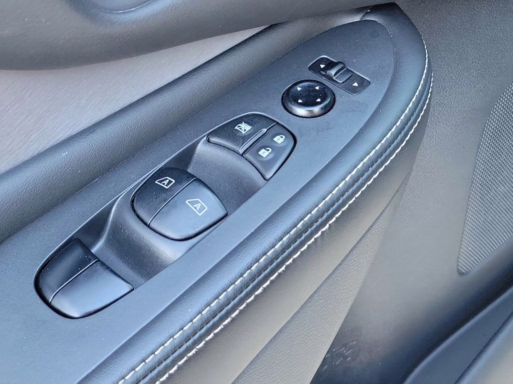 2021 Magnetic Black Pearl Nissan Murano S AWD SUV