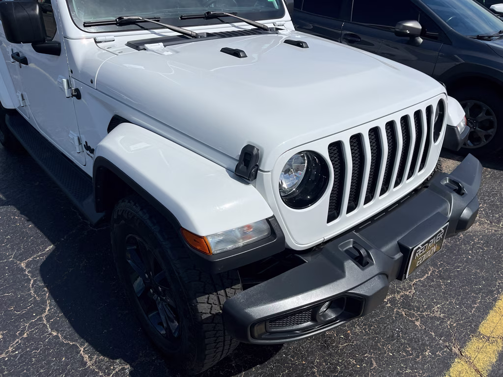 2021 Bright White Clearcoat Jeep Wrangler Unlimited Sahara Altitude 4X4 SUV