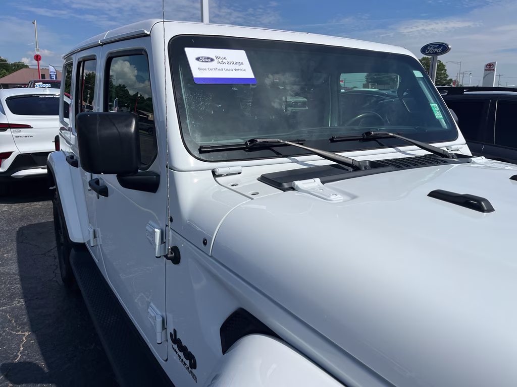 2021 Bright White Clearcoat Jeep Wrangler Unlimited Sahara Altitude 4X4 SUV