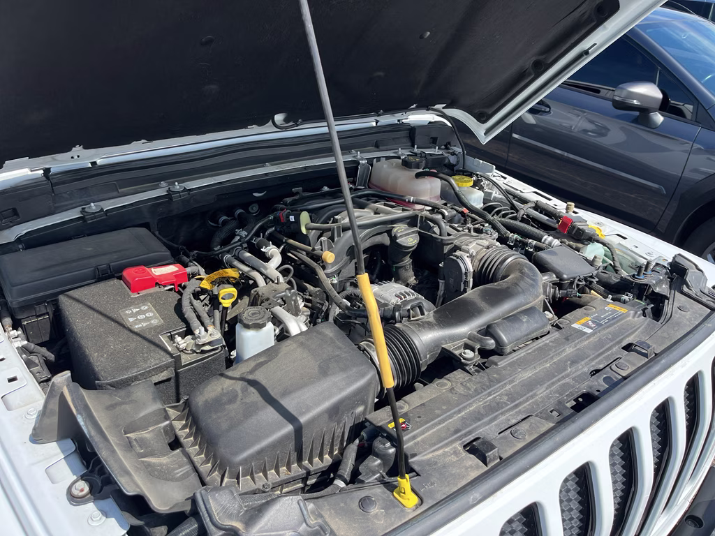 2021 Bright White Clearcoat Jeep Wrangler Unlimited Sahara Altitude 4X4 SUV