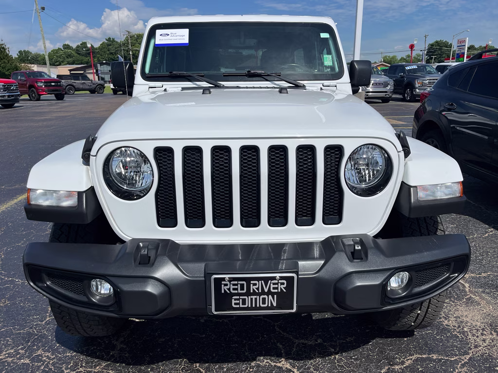 2021 Bright White Clearcoat Jeep Wrangler Unlimited Sahara Altitude 4X4 SUV