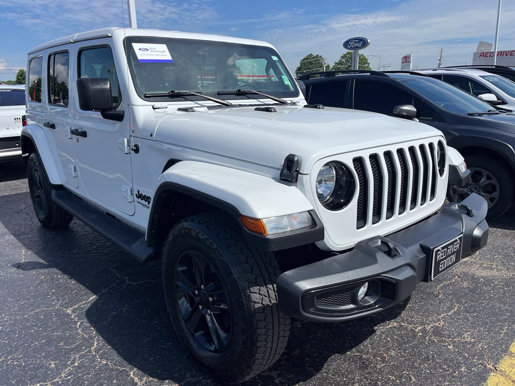 2021 Bright White Clearcoat Jeep Wrangler Unlimited Sahara Altitude 4X4 SUV