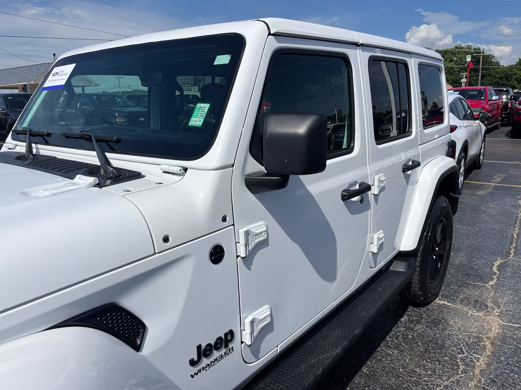 2021 Bright White Clearcoat Jeep Wrangler Unlimited Sahara Altitude 4X4 SUV